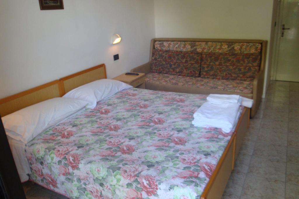 Hotel Vela Azzurra Rímini Habitación foto