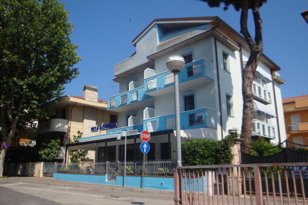 Hotel Vela Azzurra Rímini Exterior foto